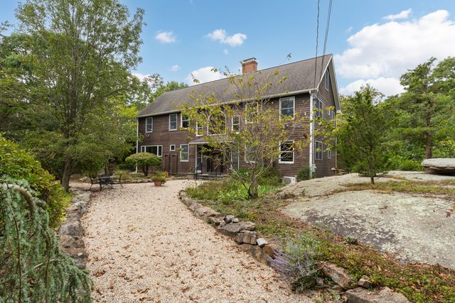 150 West Lane, Guilford, CT 06437