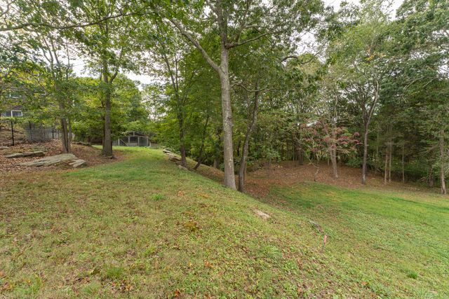 150 West Lane, Guilford, CT 06437