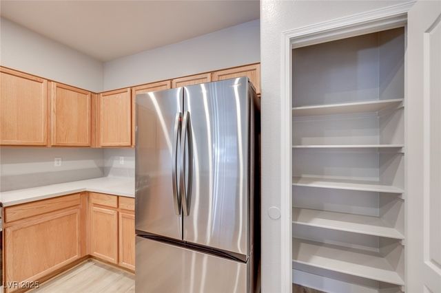 1008 Domnus ln Lane 201, Las Vegas, NV 89144