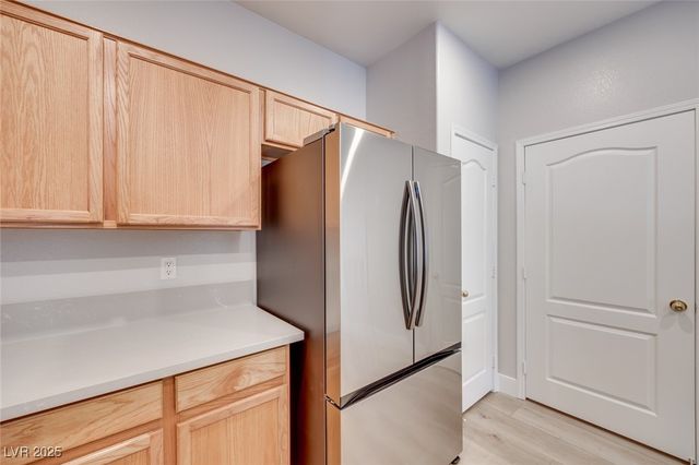 1008 Domnus ln Lane 201, Las Vegas, NV 89144