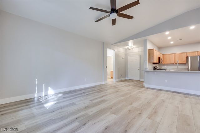 1008 Domnus ln Lane 201, Las Vegas, NV 89144