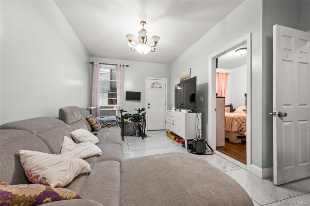 1439 43rd Street, Brooklyn, NY 11219