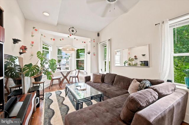 465 GREEN LN, Philadelphia, PA 19128