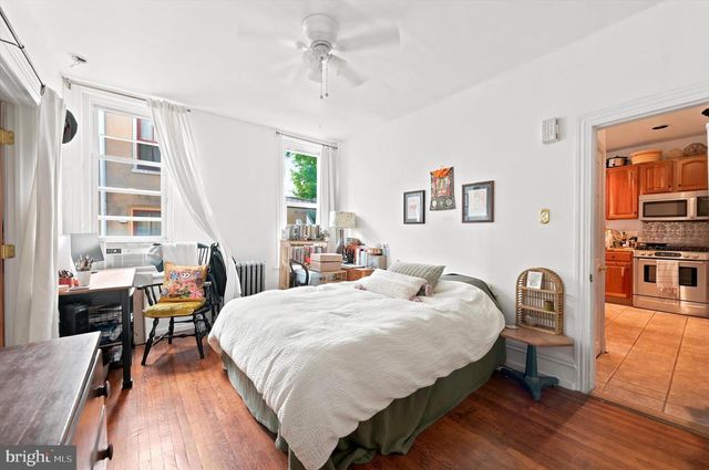465 GREEN LN, Philadelphia, PA 19128