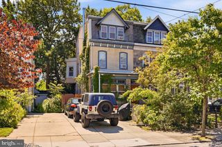 465 GREEN LN, Philadelphia, PA 19128