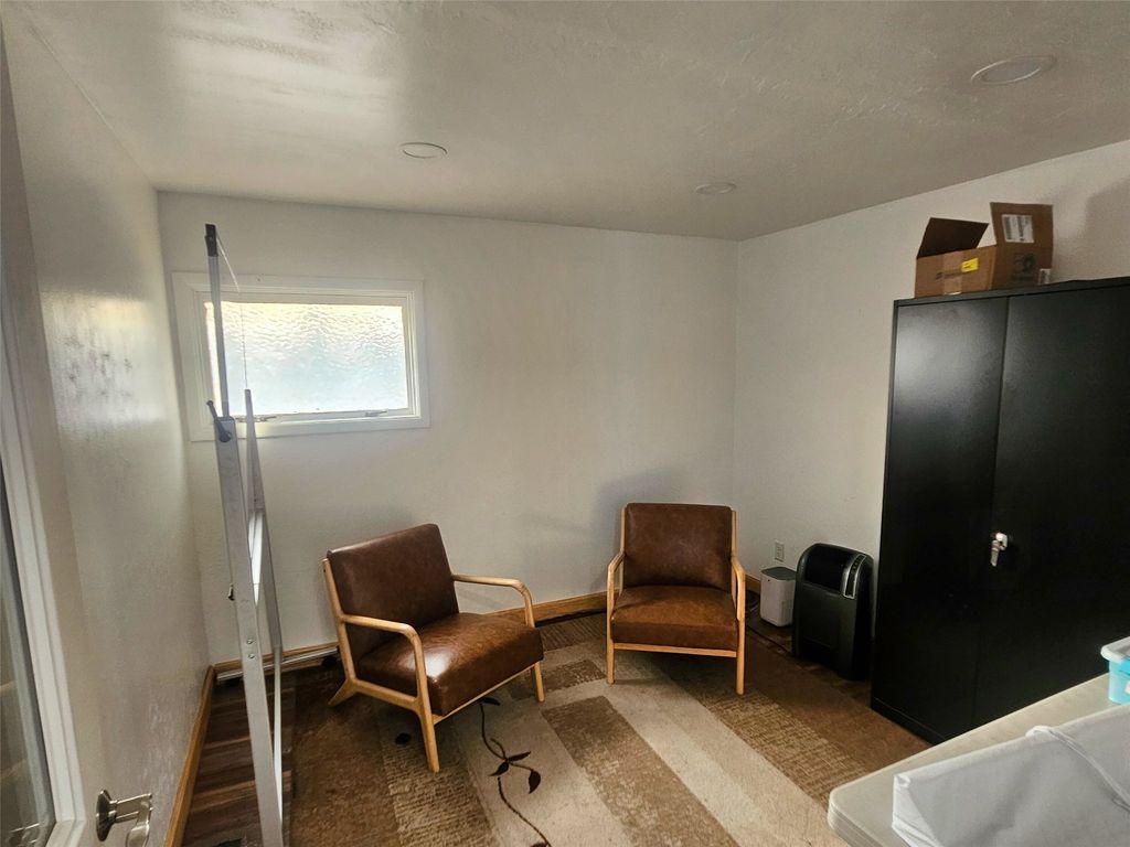 315 E Evergreen Drive, Kalispell, MT 59901 photo 4