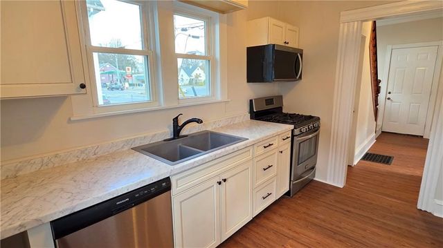 406 South Walnut St, Elmira City, NY 14904