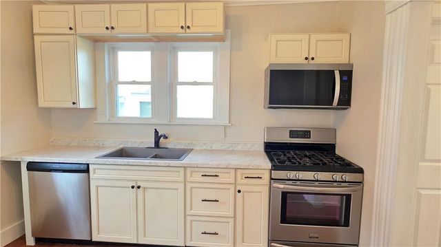 406 South Walnut St, Elmira City, NY 14904