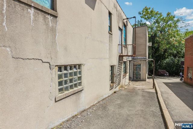 130 Bergen Boulevard, Fairview, NJ 07022