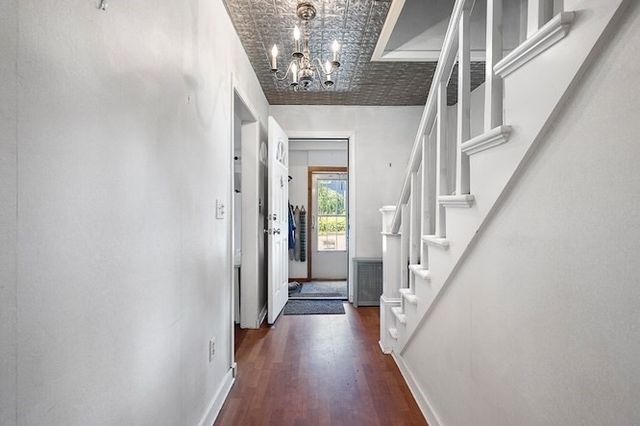 317 Oxford St N, Auburn, MA 01501