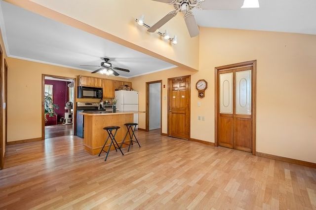 317 Oxford St N, Auburn, MA 01501