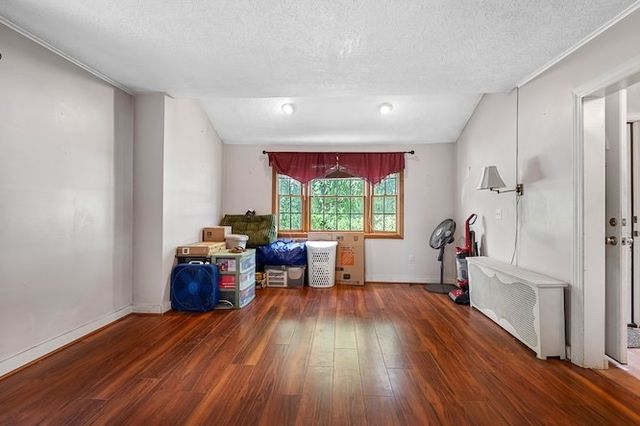 317 Oxford St N, Auburn, MA 01501