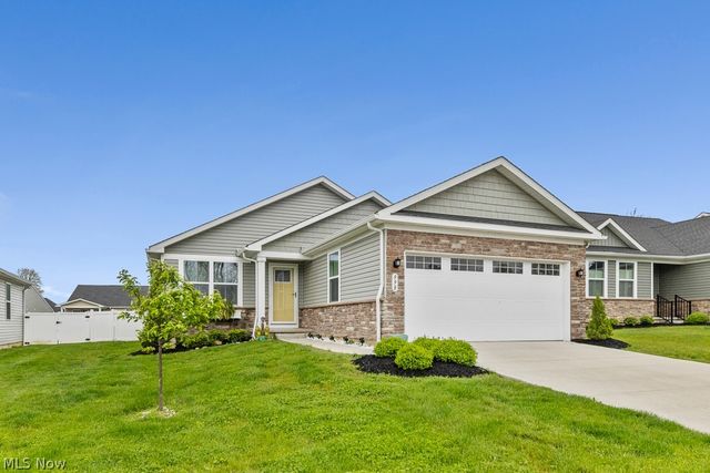 998 Sunrise Way, Akron, OH 44312