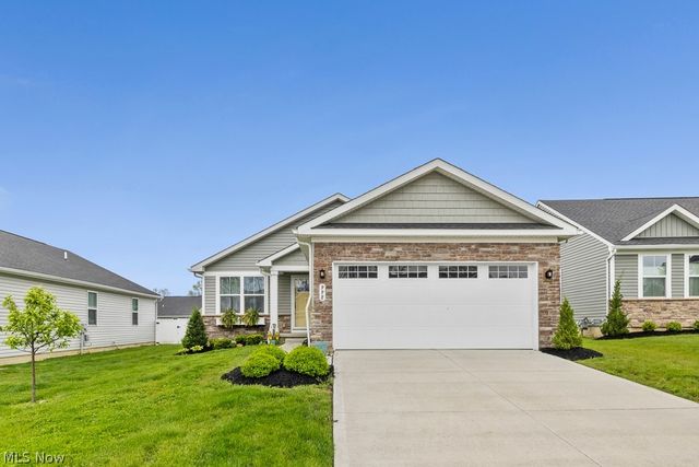 998 Sunrise Way, Akron, OH 44312