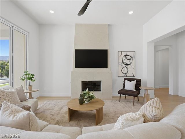 3074 Soft Horizon Way, Las Vegas, NV 89135