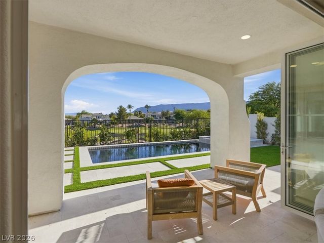3074 Soft Horizon Way, Las Vegas, NV 89135