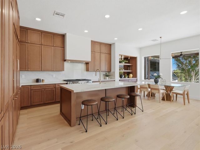 3074 Soft Horizon Way, Las Vegas, NV 89135