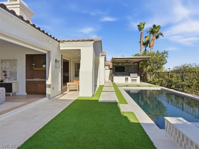 3074 Soft Horizon Way, Las Vegas, NV 89135