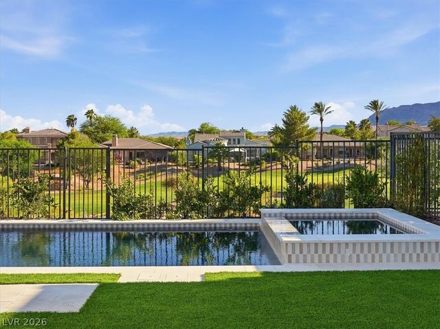 3074 Soft Horizon Way, Las Vegas, NV 89135