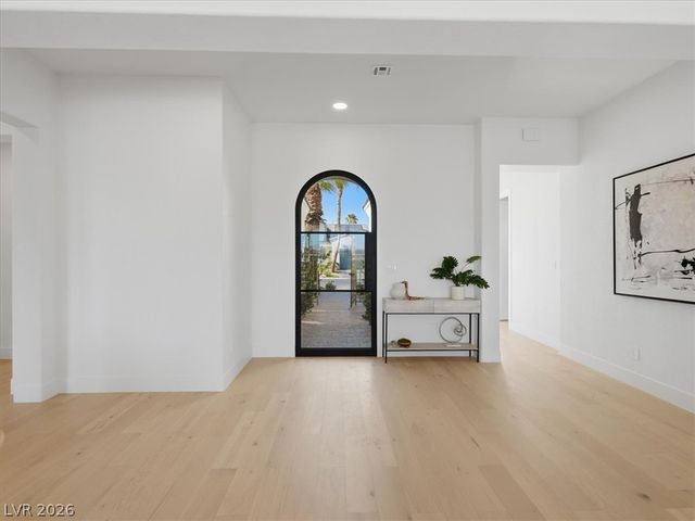 3074 Soft Horizon Way, Las Vegas, NV 89135