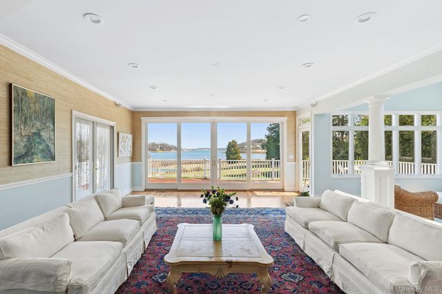 61 Factory Pond Road, Locust Valley, NY 11560