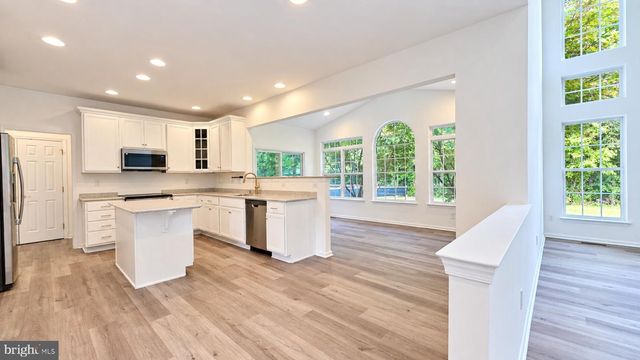 66 E CONSTITUTION DR, Smyrna, DE 19977