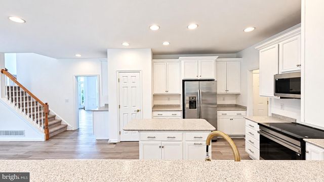 66 E CONSTITUTION DR, Smyrna, DE 19977