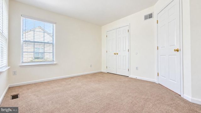 66 E CONSTITUTION DR, Smyrna, DE 19977