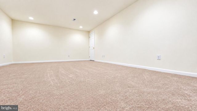 66 E CONSTITUTION DR, Smyrna, DE 19977