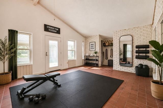 312 S 15th Street, La Porte, TX 77571