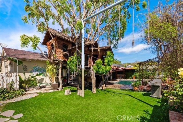 8318 Calmosa Avenue, Whittier, CA 90602