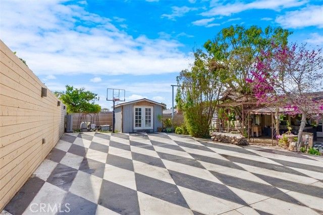 8318 Calmosa Avenue, Whittier, CA 90602