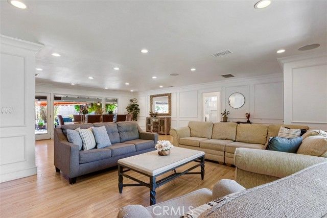 8318 Calmosa Avenue, Whittier, CA 90602