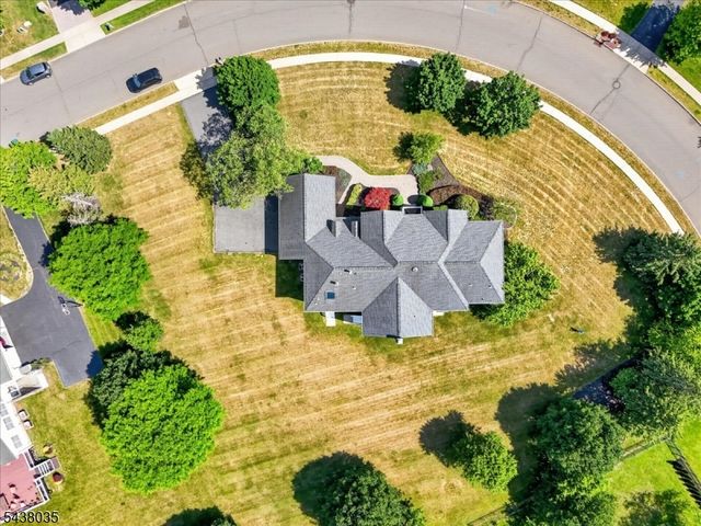 116 Grayson Dr, Montgomery Twp., NJ 08502