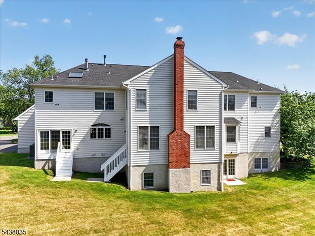 116 Grayson Dr, Montgomery Twp., NJ 08502