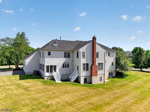116 Grayson Dr, Montgomery Twp., NJ 08502