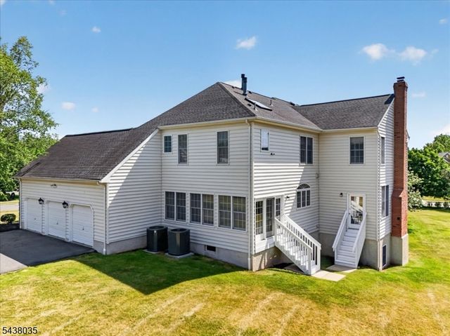 116 Grayson Dr, Montgomery Twp., NJ 08502