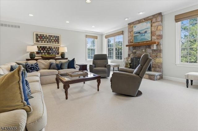 116 Grayson Dr, Montgomery Twp., NJ 08502