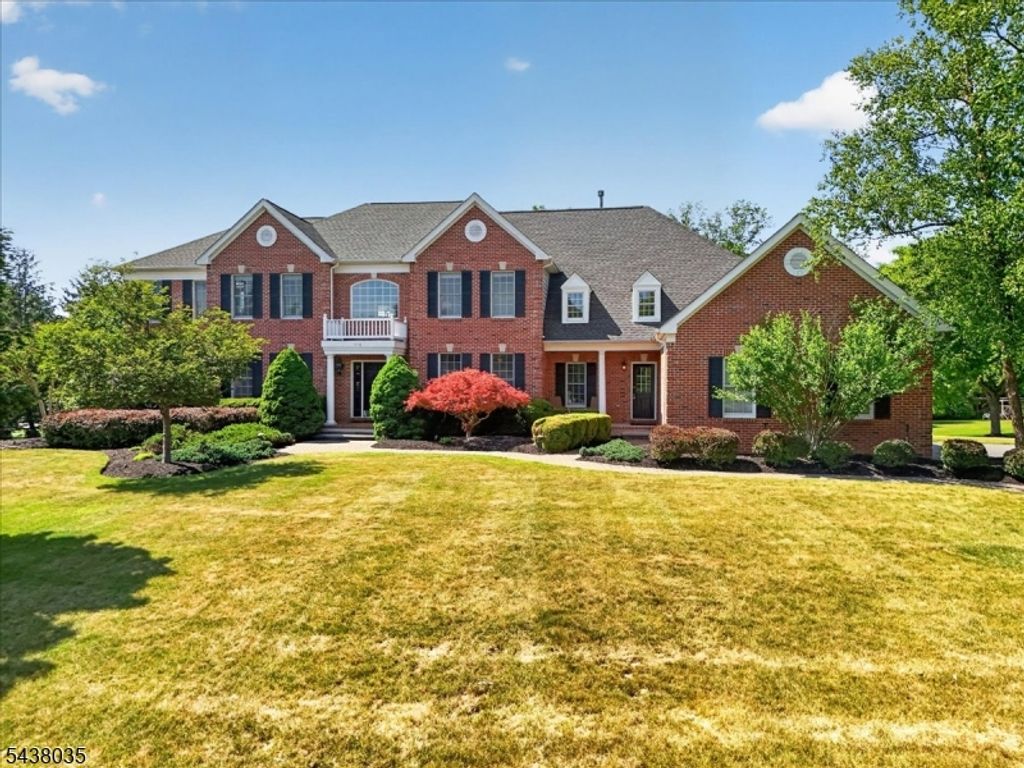 116 Grayson Dr, Montgomery Twp., NJ 08502