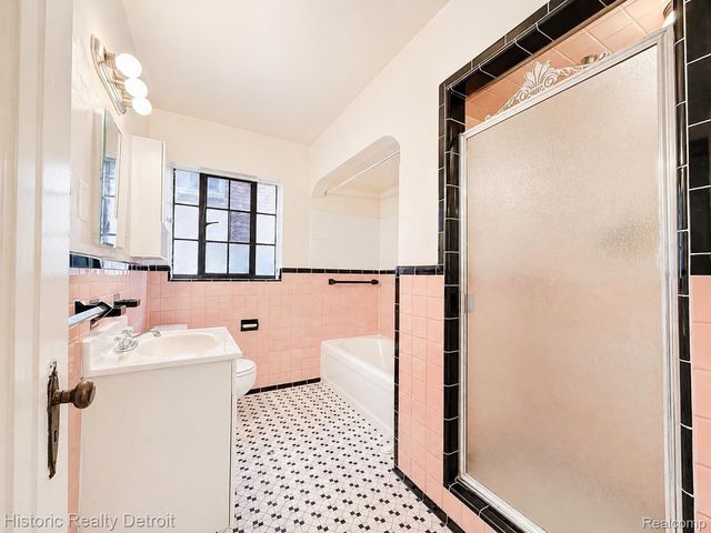 17416 Indiana Street, Detroit, MI 48221