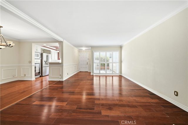 21500 Califa 141, Woodland Hills, CA 91367