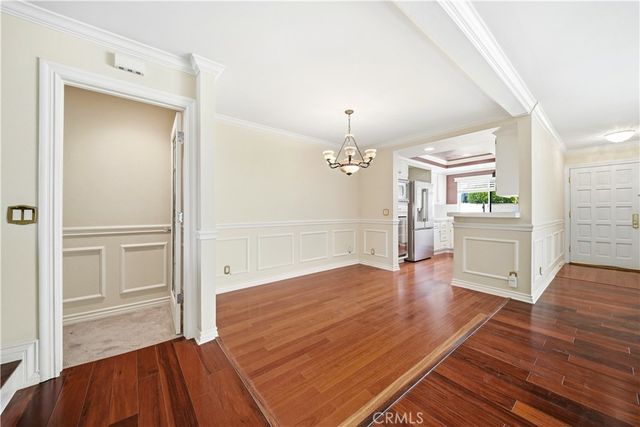 21500 Califa 141, Woodland Hills, CA 91367
