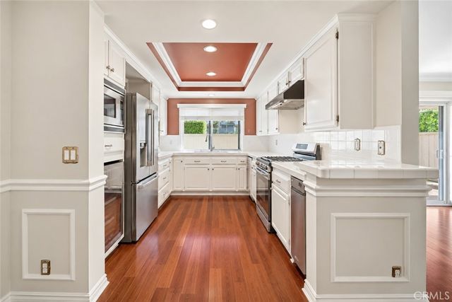 21500 Califa 141, Woodland Hills, CA 91367