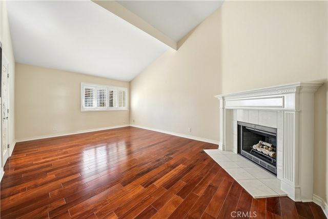21500 Califa 141, Woodland Hills, CA 91367
