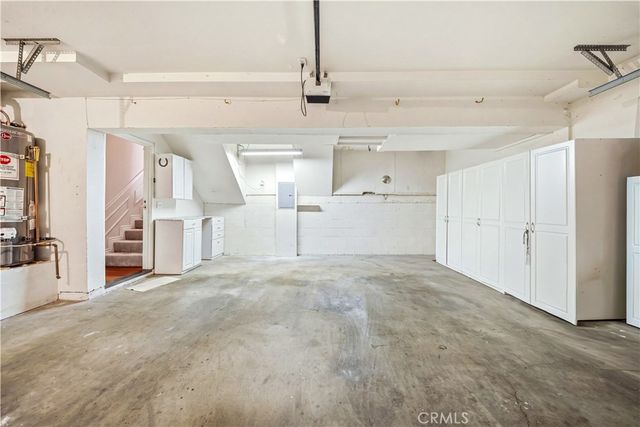 21500 Califa 141, Woodland Hills, CA 91367