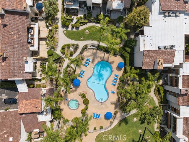 21500 Califa 141, Woodland Hills, CA 91367