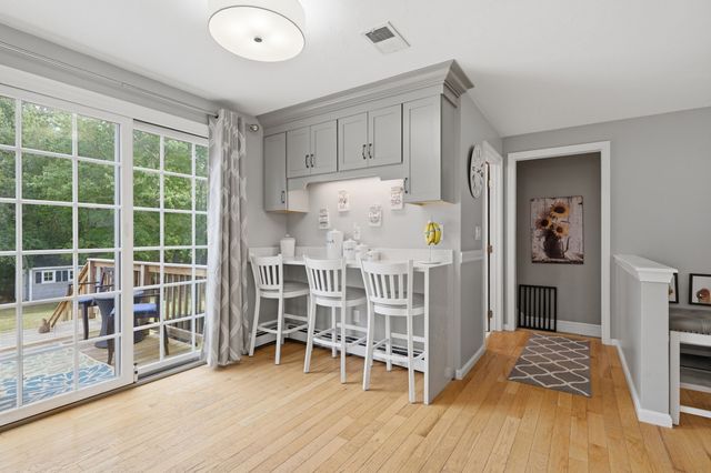 15 Bird Rd, Mansfield, MA 02048