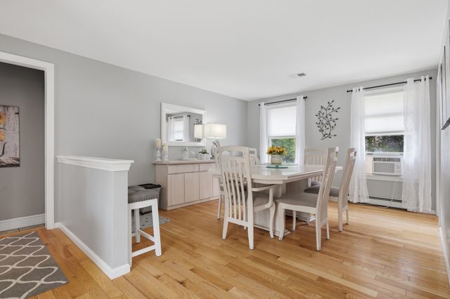 15 Bird Rd, Mansfield, MA 02048