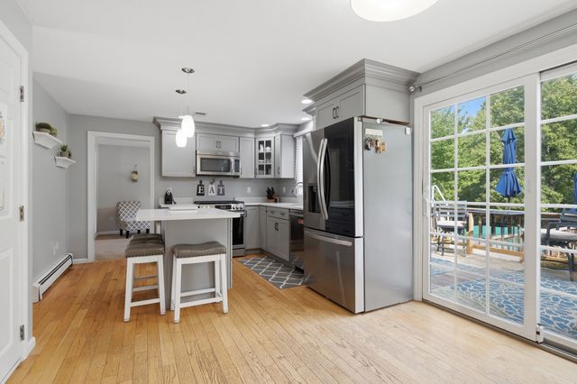 15 Bird Rd, Mansfield, MA 02048
