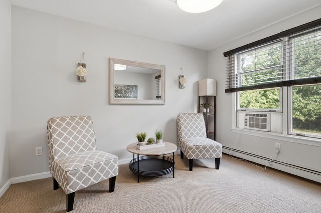 15 Bird Rd, Mansfield, MA 02048